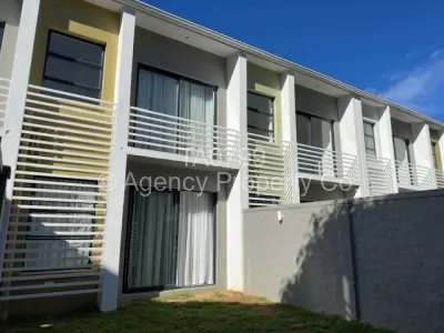 Flat/Apartment For Rent in Newlands
