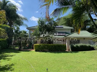 Townhouse/Cluster For Rent in Borrowdale Brooke