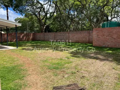 Townhouse/Cluster For Sale in Newlands