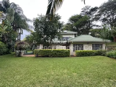 Townhouse/Cluster For Rent in Borrowdale Brooke