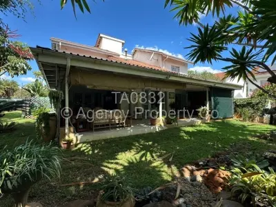 Townhouse/Cluster For Rent in Highlands