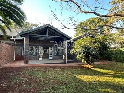 Townhouse/Cluster For Rent in Highlands