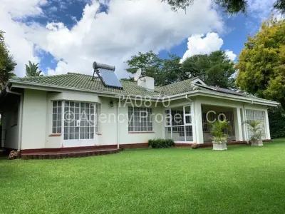 Townhouse/Cluster For Rent in Borrowdale Brooke
