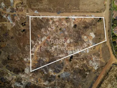 Commercial Stand For Sale in Borrowdale
