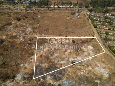 Commercial Stand For Sale in Borrowdale