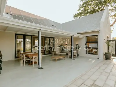 Townhouse/Cluster For Rent in Chisipite