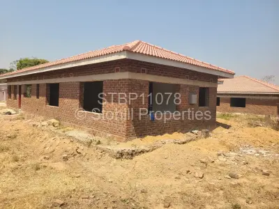 House for Sale in Waterfalls