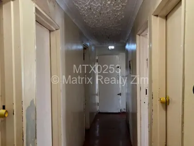 House for Sale in Warren Park
