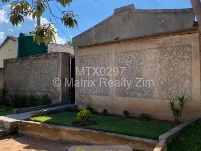 House For Sale in Zengeza