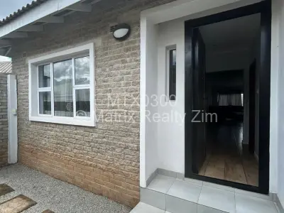 Townhouse/Cluster For Sale in Greendale