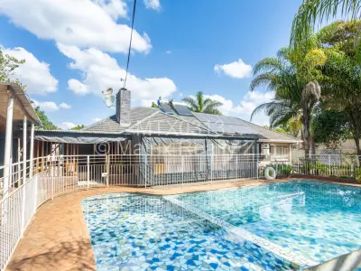 House For Sale in Alexandra Park