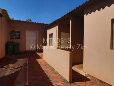 House For Sale in Alexandra Park