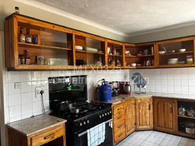 House For Rent in Sunridge