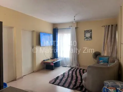 Flat/Apartment For Sale in Glen Norah