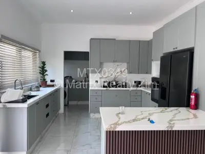 House For Sale in Glen Lorne