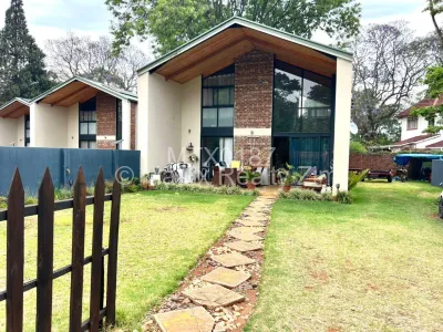 Townhouse/Complex/Cluster for Sale in Highlands
