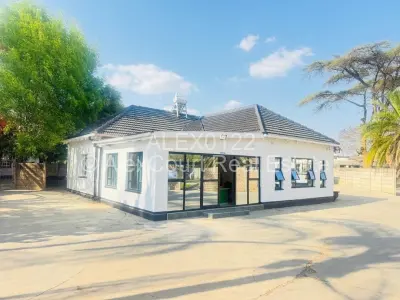 Commercial Property for Sale in Eastlea