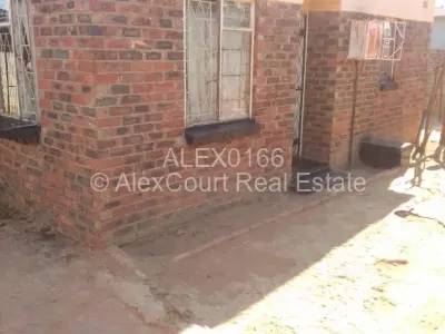 House For Sale in Chitungwiza