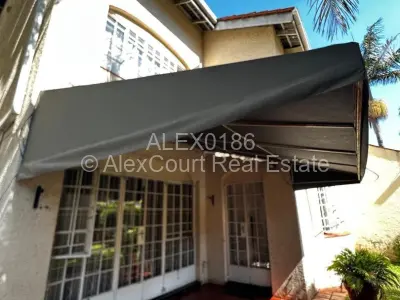 Townhouse/Cluster For Sale in Avenues