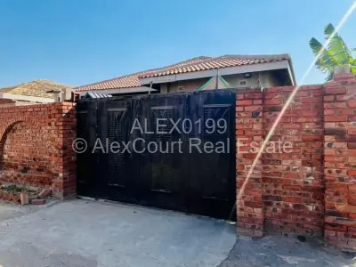 House For Sale in Nyabira