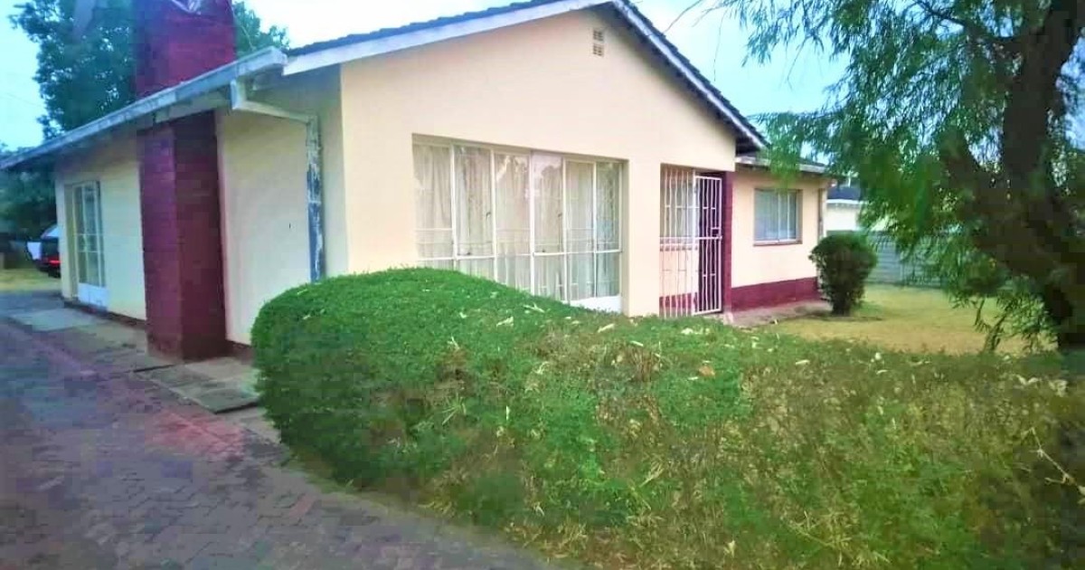 3 Bedroom House for Sale in Bluff Hill, Harare Propertybook